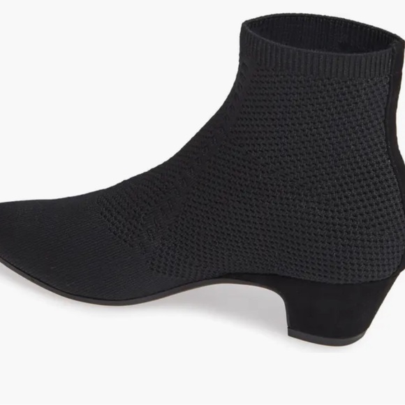 EILEEN FISHER Purl Sock Bootie (Women) Size 71/2 - Picture 3 of 11